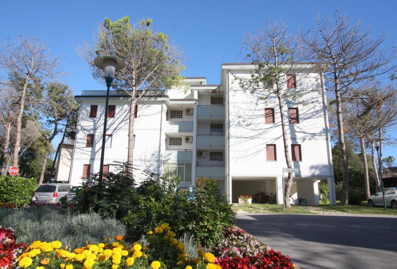 Appartamenti Fiordalisi Bibione Eksteriør billede